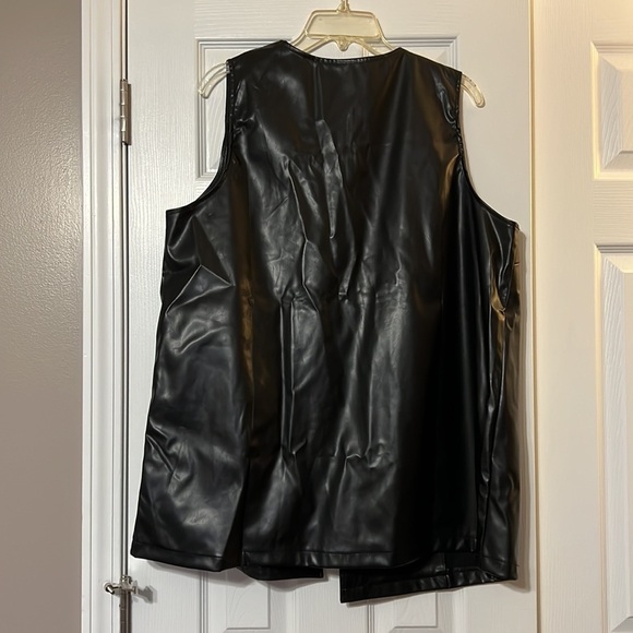 Synthetic leather vest 1XL - Picture 5 of 5